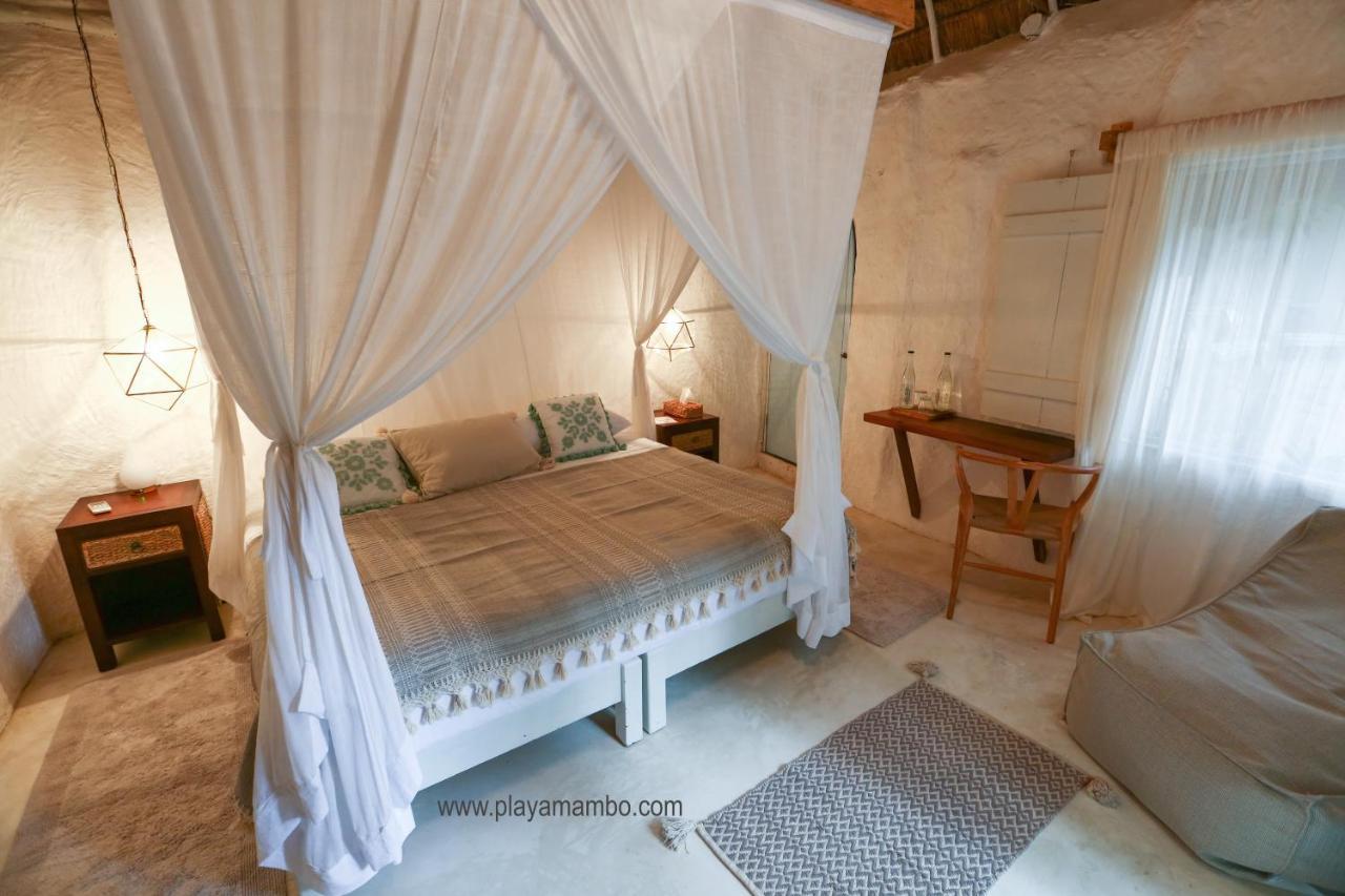 فندق تولومفي  Playa Mambo Eco Cabanas المظهر الخارجي الصورة